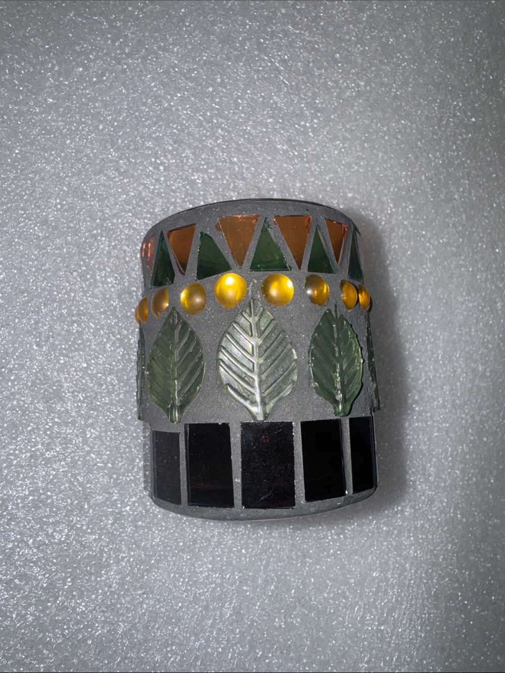 Yankee candle tea light holder -leaf design glass
